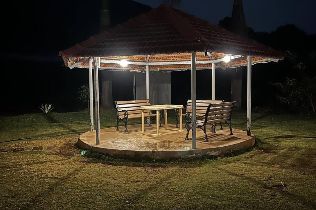 הוילה Malavli Jumbo Farms, Heaven On Earth מראה חיצוני תמונה